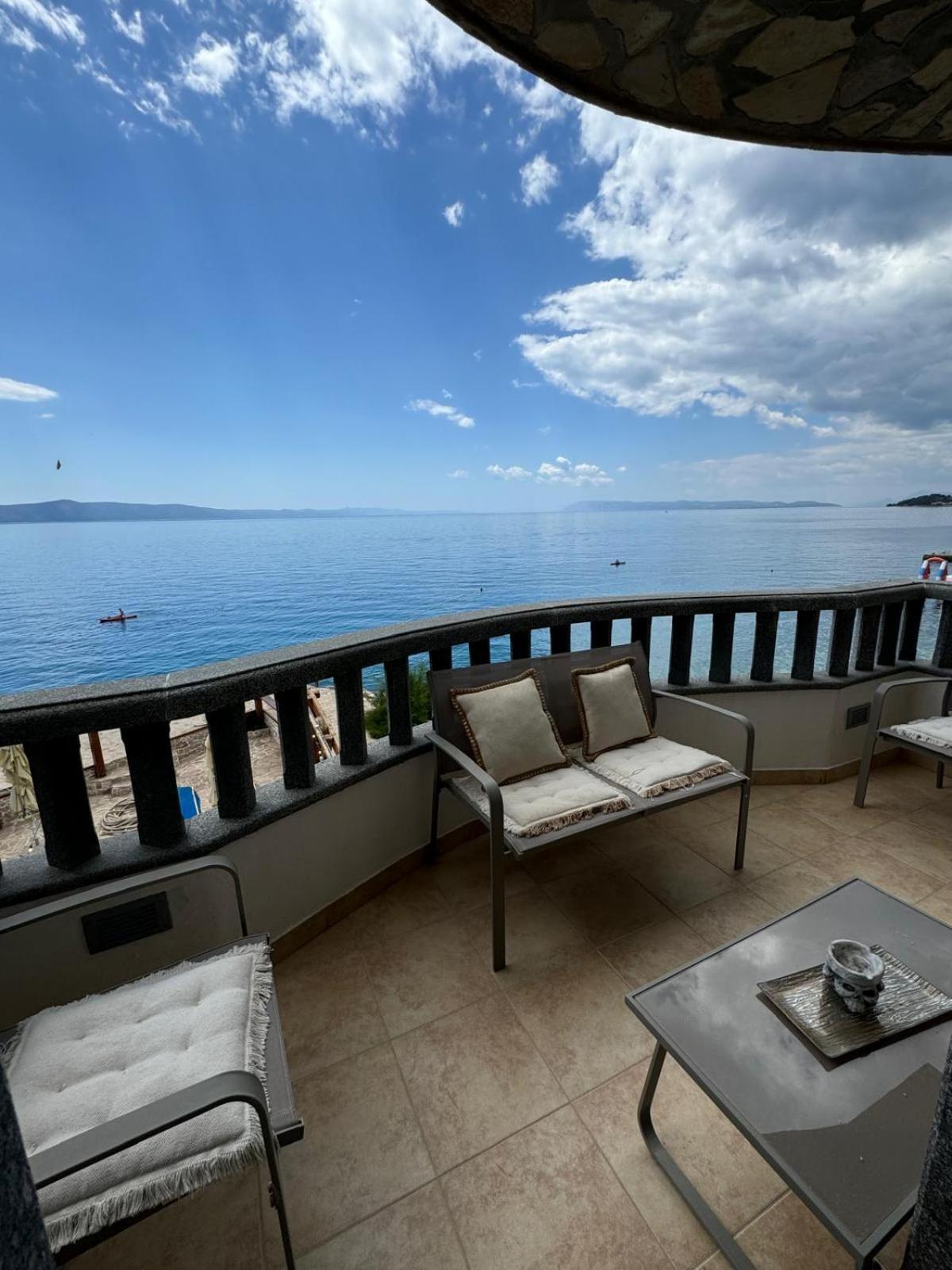 Villa Nevia 1 Drasnice Exterior photo